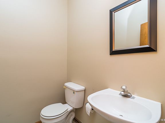5th image of 3044 Waters Edge Cir