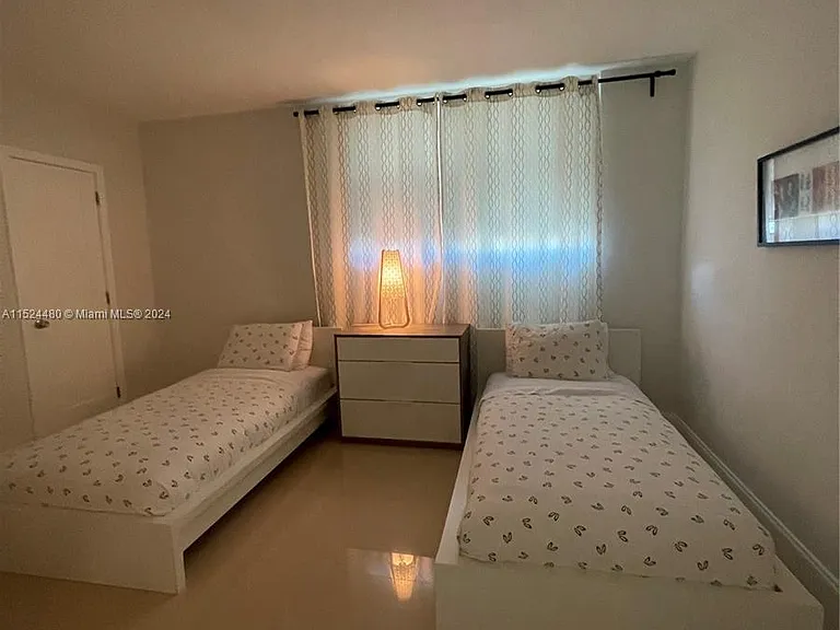3801 S Ocean Dr #15V — Photo 17
