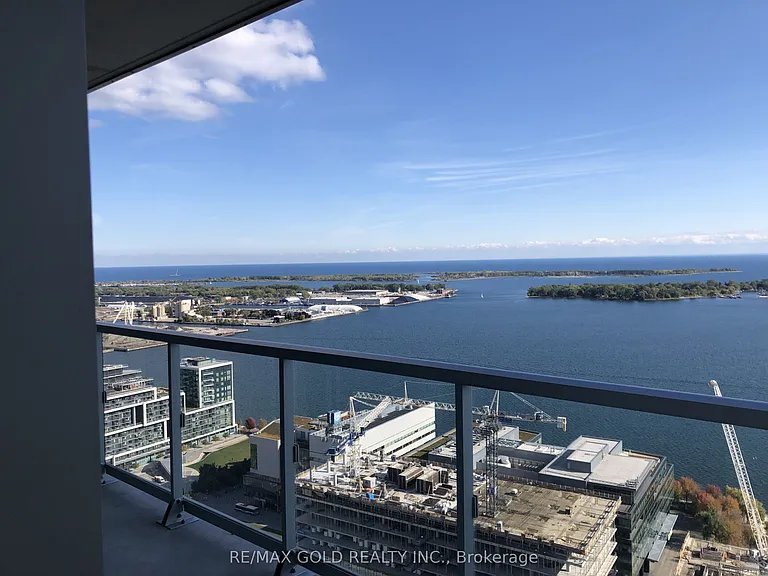 20 Richardson St #3405 — Photo 11