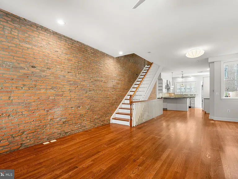 751 S Marvine St — Photo 5