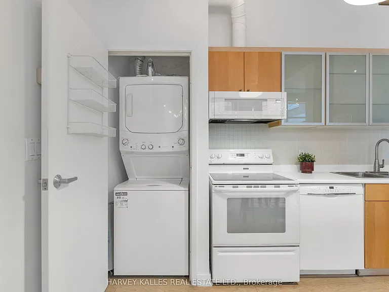 383 Adelaide St E #301 — Photo 14