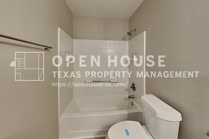 13717 Canyon Ranch Rd — Photo 17
