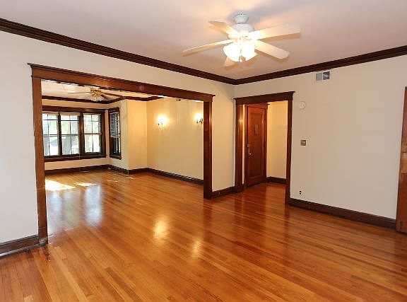 4th image of 3939 N Paulina St APT 01