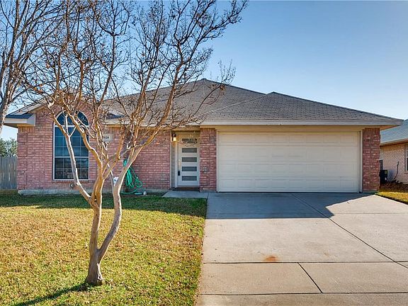 3rd image of 3928 Cannonwood Dr