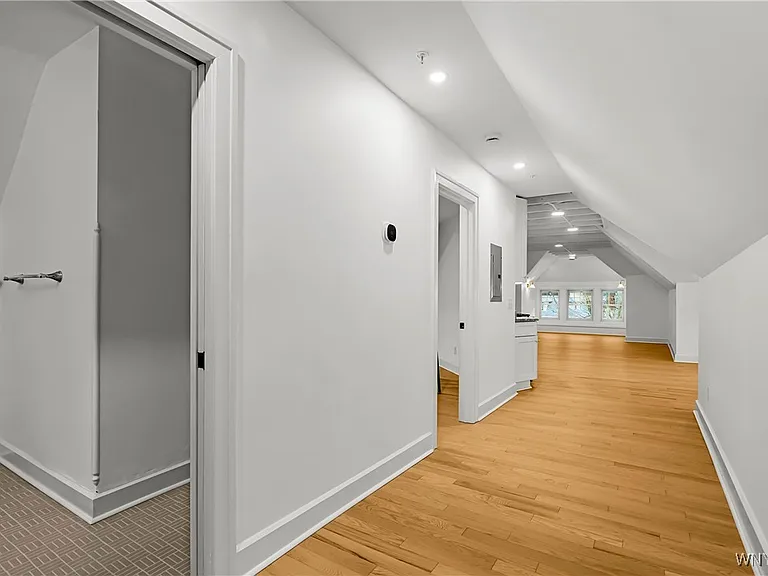 681 Lafayette Ave #3 — Photo 11