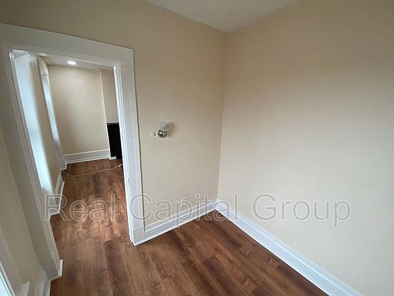 3rd image of 1410 5th Ave #3
