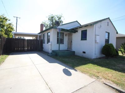 218 Locust Ave, Manteca, CA, 95337