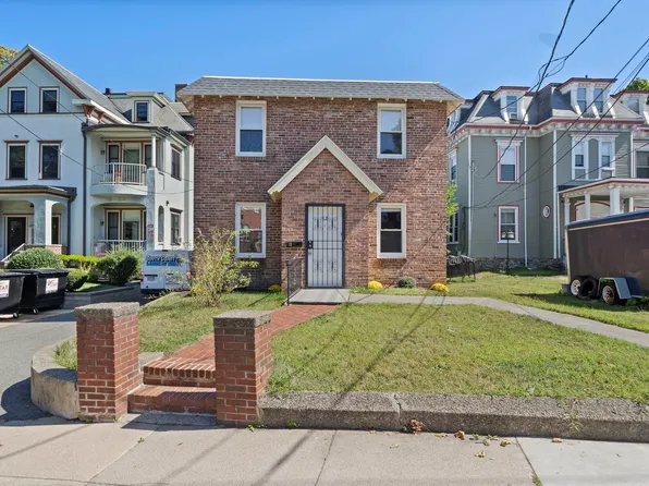 12 Bellevue St, Dorchester, MA 02125