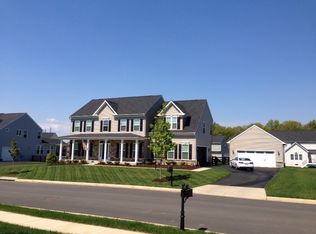 26655 Foxwarren Way, Chantilly, VA 20152