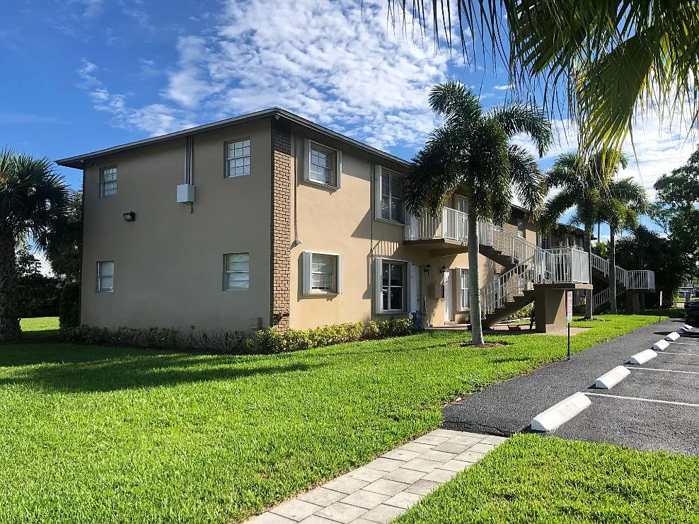 2 bed, $1,675 — Photo 4