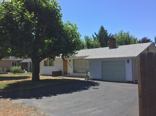 1072 NW Keasey St, Roseburg, OR 97471