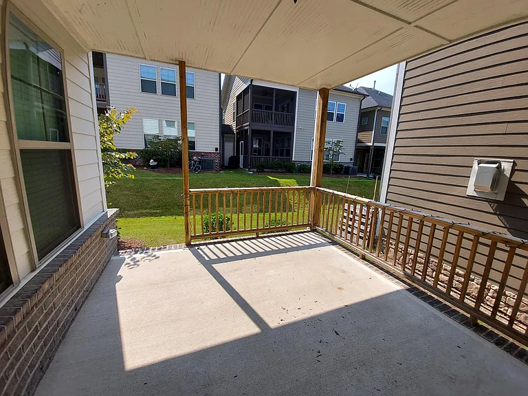 205 Hensley Oak Way — Photo 29