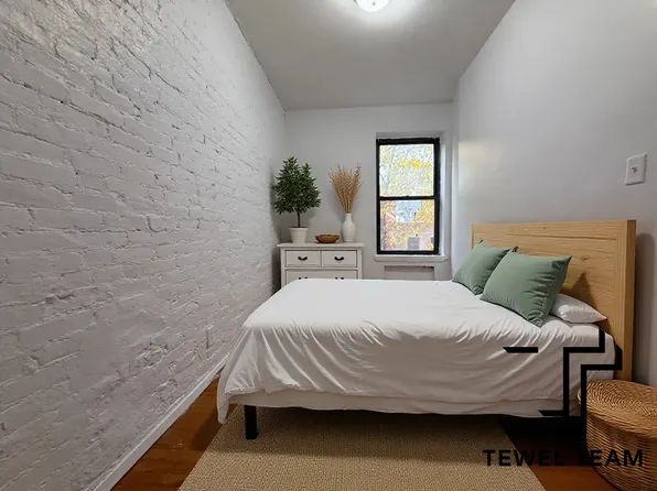 113 West 82nd Street image 4 of 11