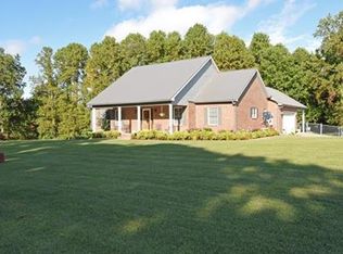 290 Straight Creek Rd, Wartrace, TN 37183