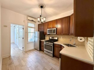 718 10th St #1, Union City, NJ 07087