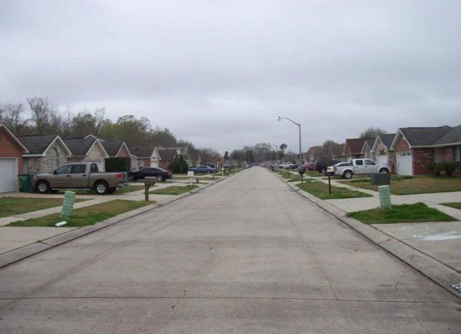 2nd image of 2513 Carrie Ln