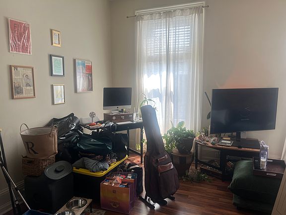 5th image of 1823 Fairmount Ave APT 2F