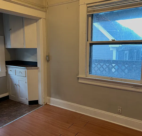 2155 NW Everett St #13 — Photo 1