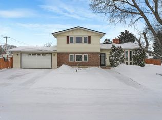 5204 47th St, Redwater, AB T0A2W0