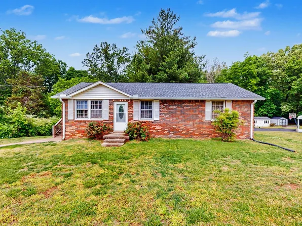 109 Phillips St, Charlotte, TN 37036