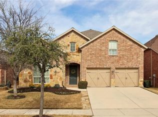 1213 Jasmine St, Lantana, TX 76226