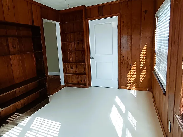 6906 Van Etten St — Photo 13