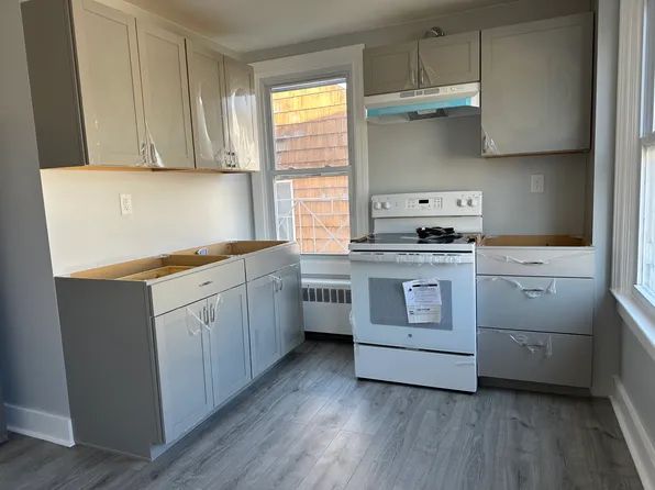 54 4th Ave APT 1, Nyack, NY 10960