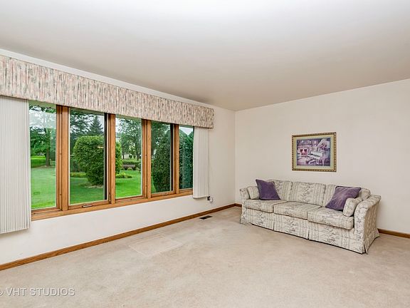 3rd image of 11042 New York Ct #183