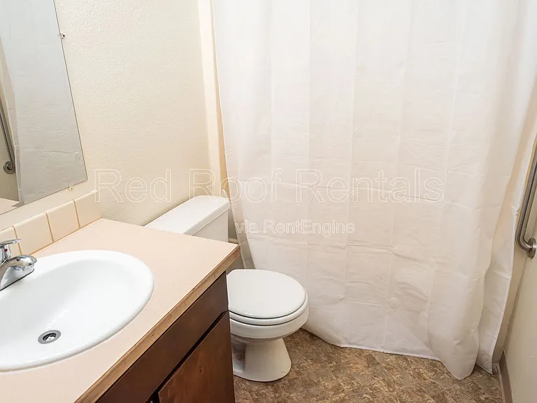 302 163rd Street Ct E #6 — Photo 12