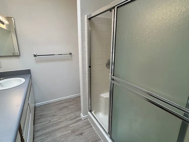 1668 Riverbelle Dr — Photo 16