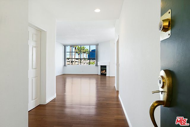 1st image of 11636 Montana Ave APT 210