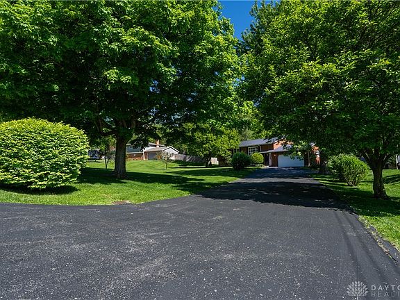 2nd image of 6126 Knollwood Rd