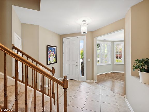2nd image of 2176 Washington Dr #C