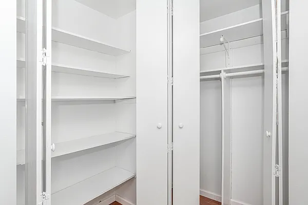 Rented by Modern Spaces | media 10