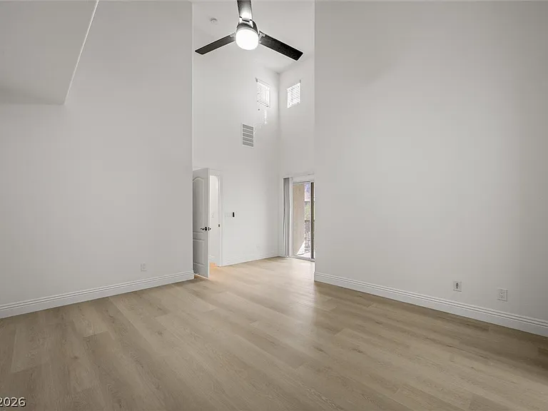 1087 Luna Eclipse Ln #2 — Photo 21