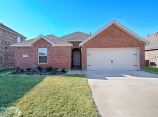 625 Summit Pass Ln, Princeton, TX 75407