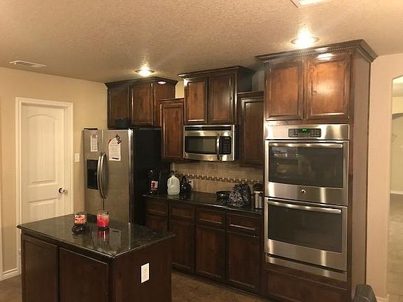 5th image of 601 W Gemini Ln