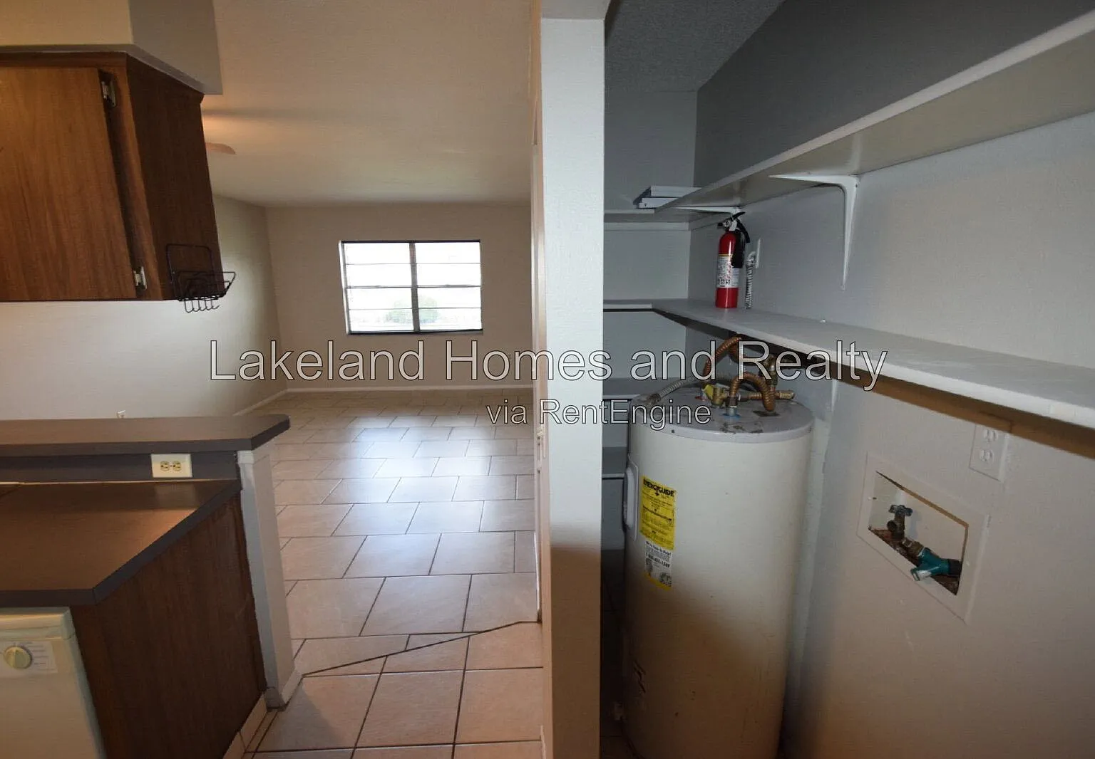 2 bed, 1.0 bath, 832 sqft, $1,325 — Photo 4