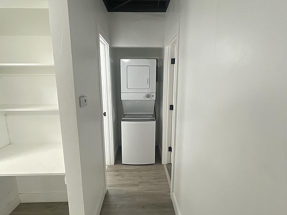 5th image of 1020 9th St #2201