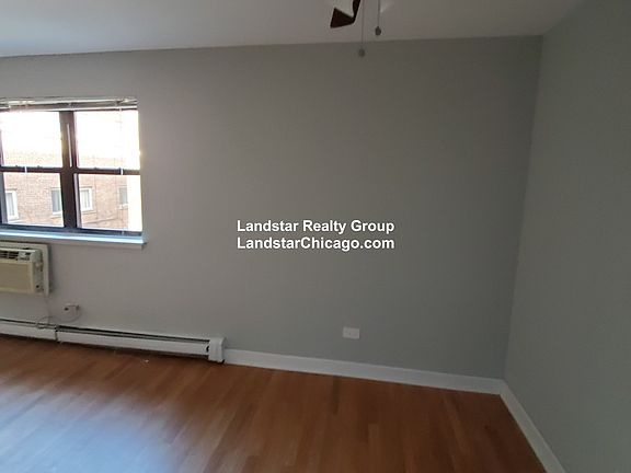 4th image of 534 W Wellington Ave APT 307
