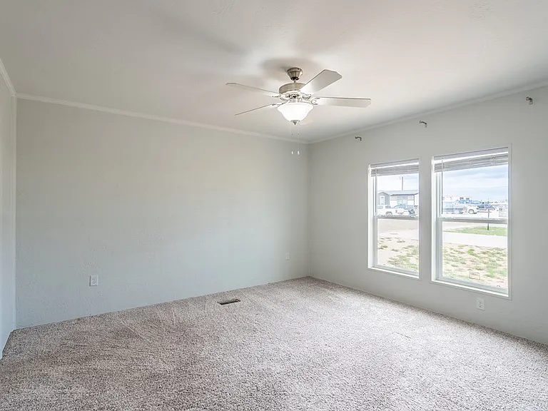 8 NW Bit Ct — Photo 2