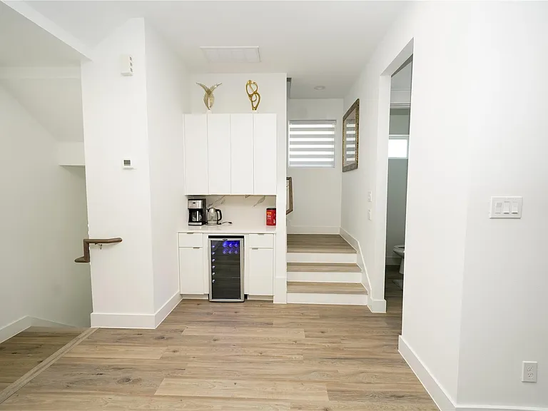 4607 Edmund St — Photo 25