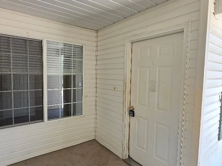 92 E Center St — Photo 18