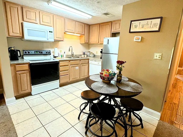 818 Golf View Blvd #1401 — Photo 19