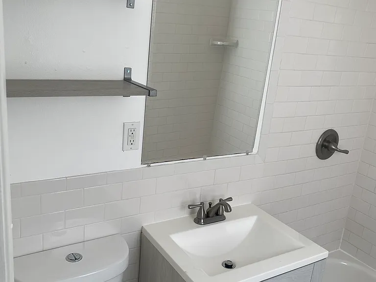 2200 Spring St #2 — Photo 11