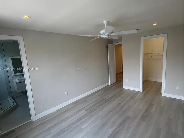 6070 NW 103rd Psge — Photo 12