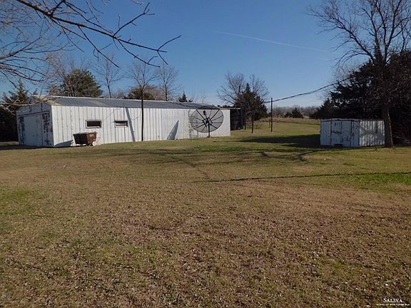 5th image of 425 Old Highway 40