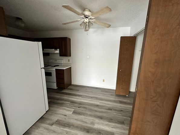 113 W Interstate Ave #4