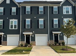 4022 Edenborn Ln, Charlotte, NC 28208