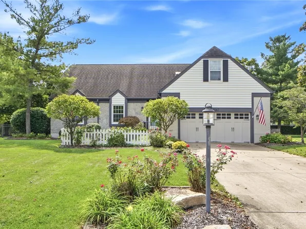9267 N Creek Ln, Dayton, OH 45458